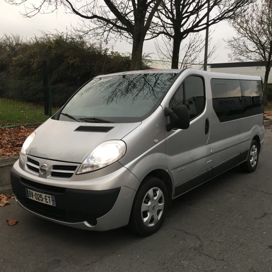 Minibus de 9 sièges (Nissan Primastar)